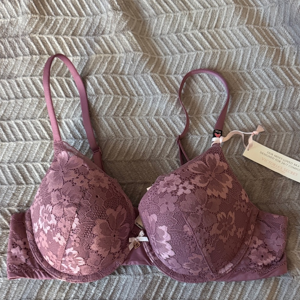 Victoria’s Secret Body By Victoria Perfect Shape Bra